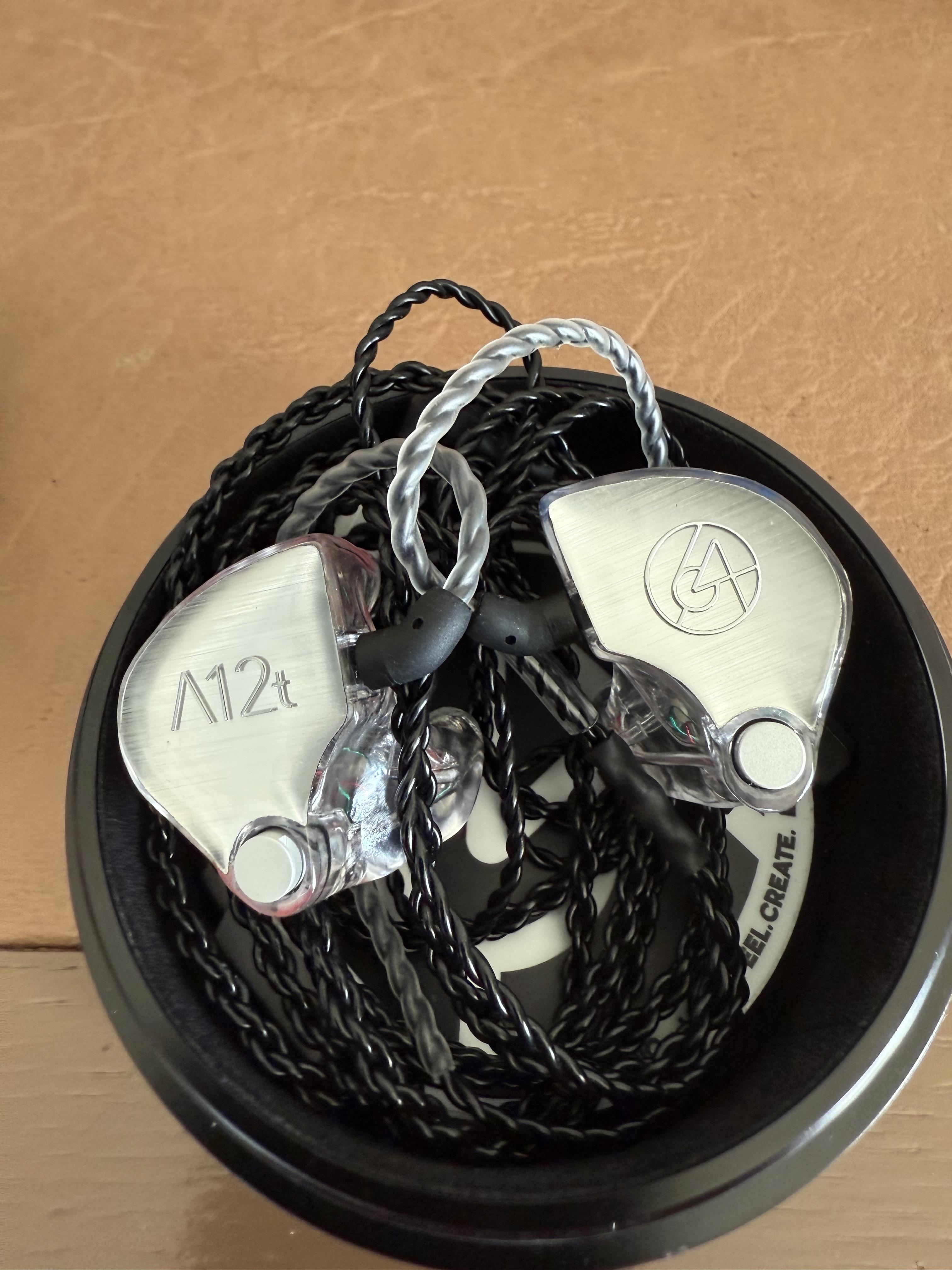 Praktisches Kabel mit Mikrofon